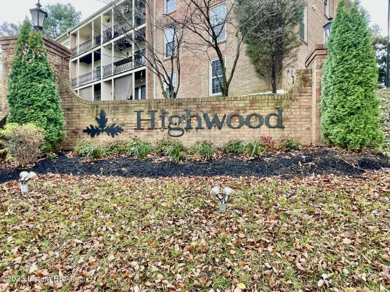 110 HIGHWOOD DR, Louisville, KY 40206 Condominium For Sale  MLS# 1651351