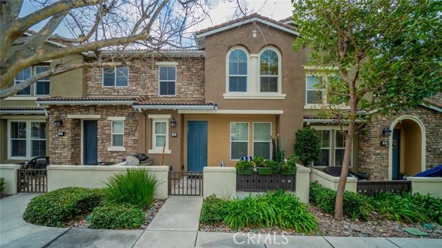 15723 Parkhouse Dr 19, Fontana CA 92336 for Sale