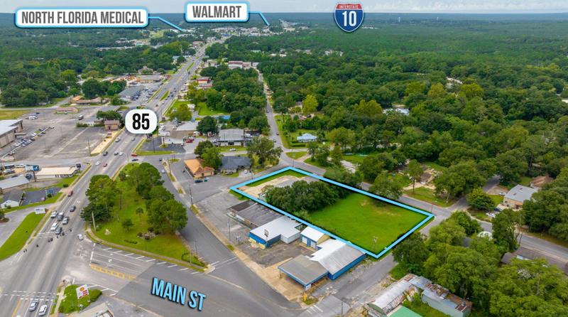 200 W Cane Ave W, Crestview, FL 32536 - MLS 918753 for Sale