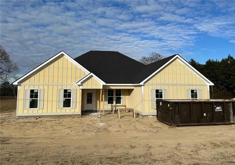 3035 LEE RD 401, Opelika, AL 36804 Single Family Residence For Sale  MLS# E97542