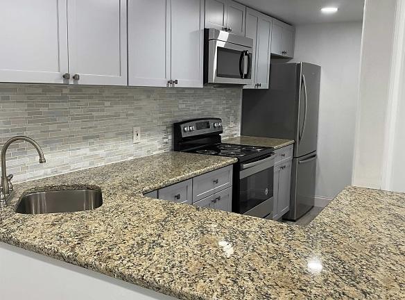 177 Lancaster St - Albany, NY 12210 - Home For Rent