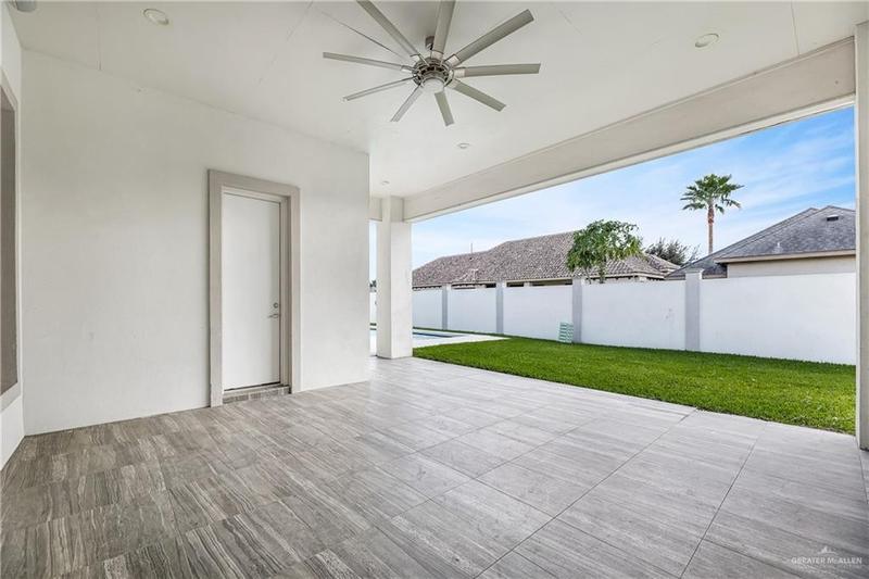 2608 Granjeno Avenue, Hidalgo, TX 78577 for Sale