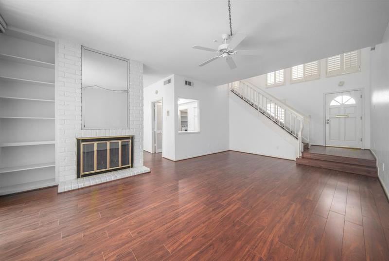 5867 Sugar Hill Dr #14, Houston, TX 77057 for Sale