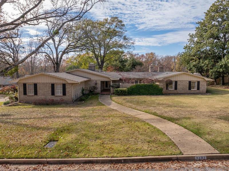 3131 Bracken Dr, Tyler, TX 75701 for Sale