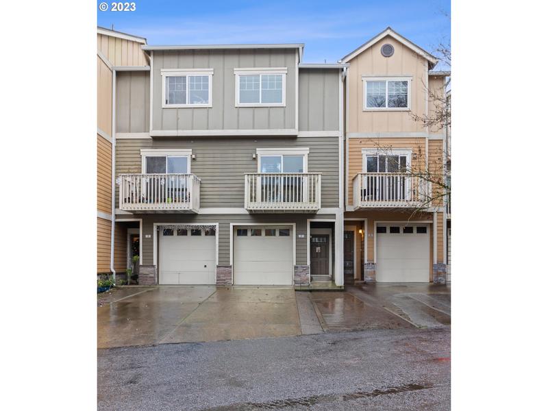 18445 SW STEPPING STONE DR 22, Beaverton OR 97003 for Sale