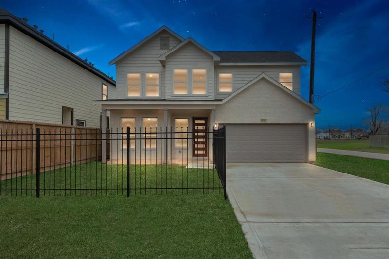 7829 Gladstone St, Houston, TX 77051 for Sale