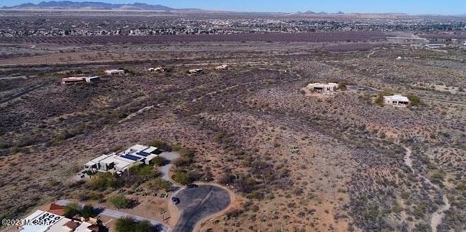 640 Canyon Rock Rd, Green Valley, AZ 85614 - MLS 22310702 for Sale