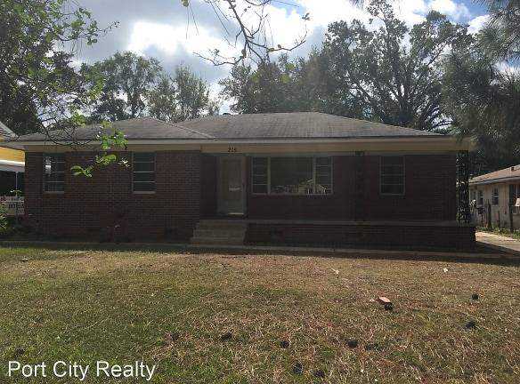215 E Jordan St - Shreveport, LA 71101 - Home For Rent