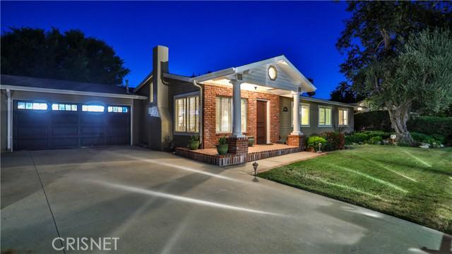 9543 FARRALONE AVE, Chatsworth, CA 91311 Single Family Residence For Sale  MLS# SR23057726
