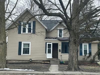 S Oak St for Sale