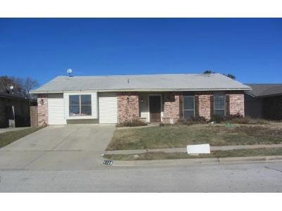 Longstraw Dr for Sale
