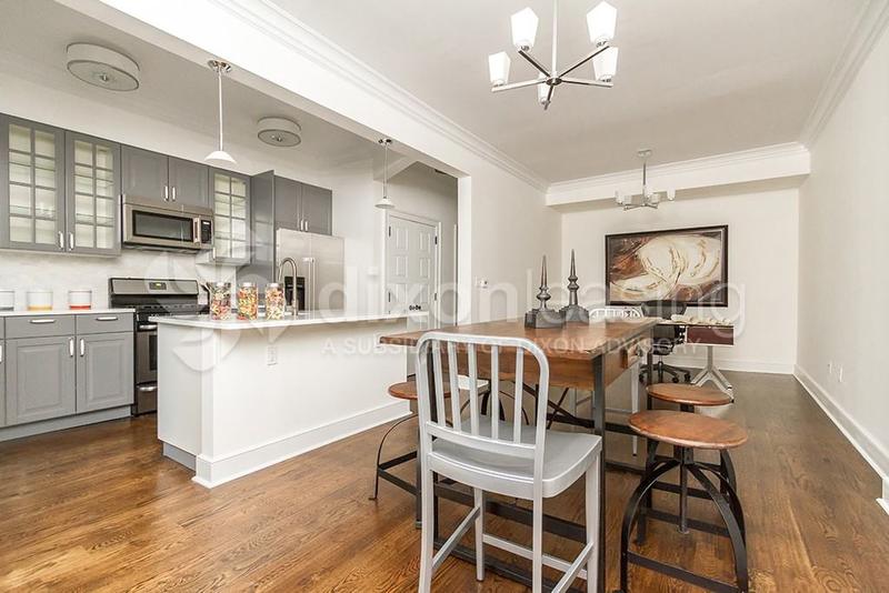 Townhouse  891 Knickerbocker Avenue for Sale