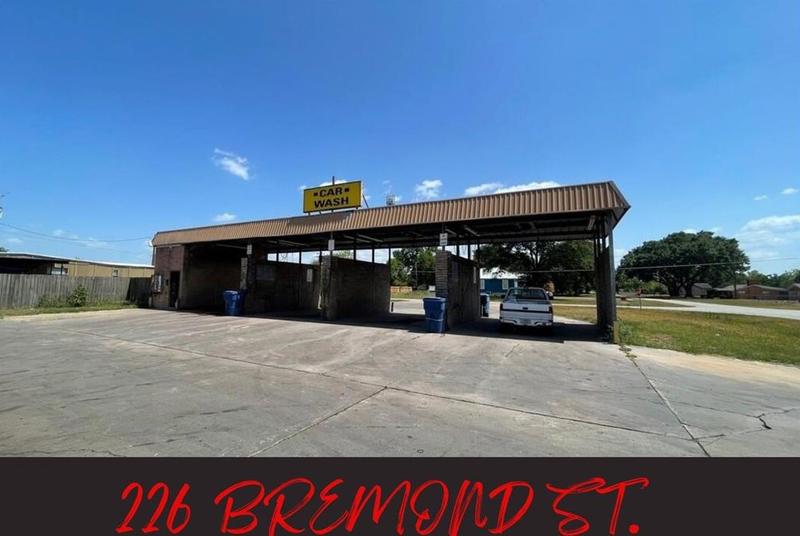 226 Bremond St, Hempstead, TX 77445 - MLS 11263729 for Sale