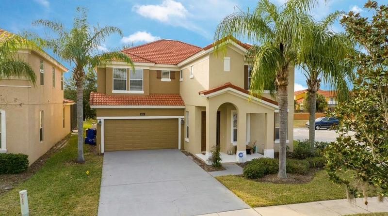450 Las Fuentes Dr, Kissimmee, FL 34746 - MLS O6144024 for Sale