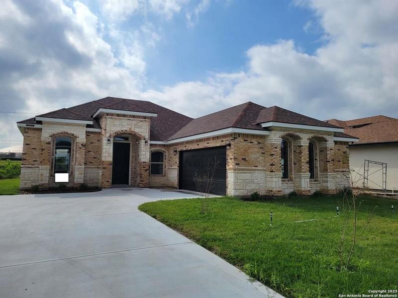 105 Brooks CIR, La Feria, TX 78559 for Sale