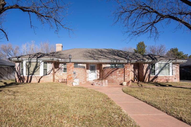 3721 HUNTINGTON Drive, Amarillo, TX 79109 for Sale