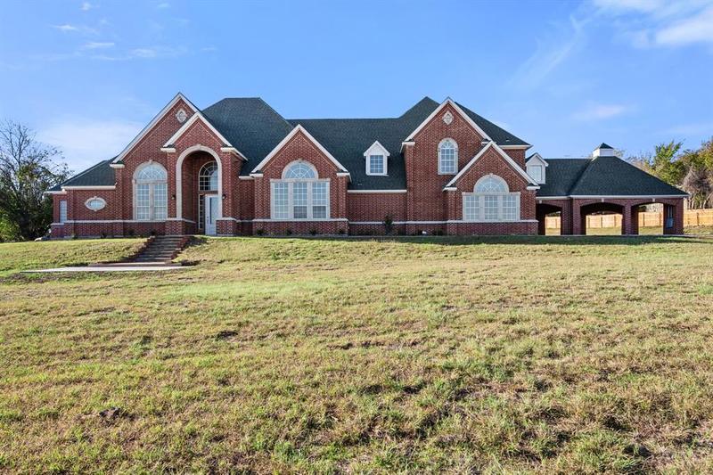 451 Land Of Goshen Dr, Springtown, TX 76082 for Sale