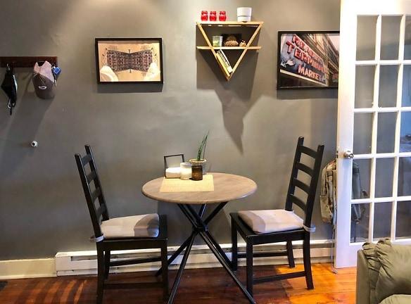 981 N 6th St - Philadelphia, PA 19123 - Home For Rent