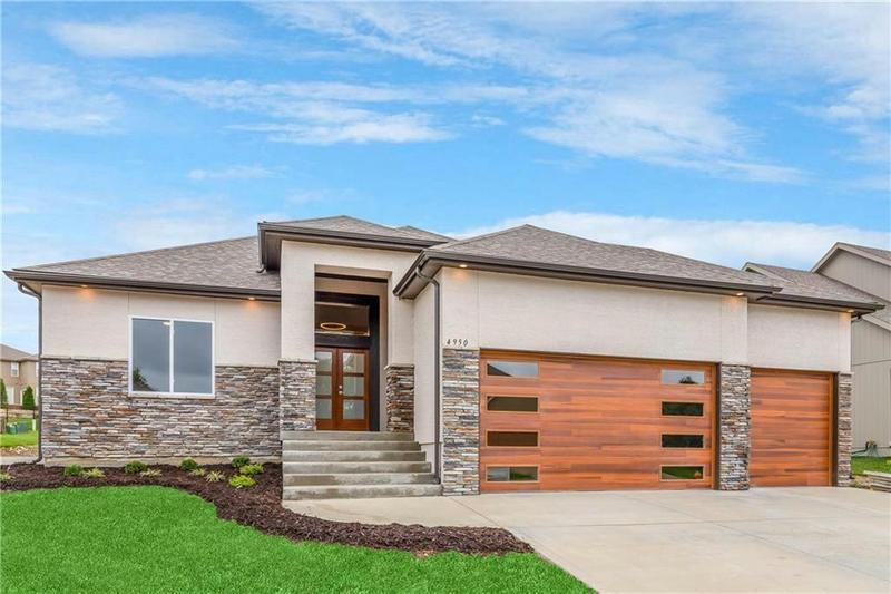 4712 SE REDA CT, Blue Springs, MO 64014 Single Family Residence For Sale  MLS# 2456068