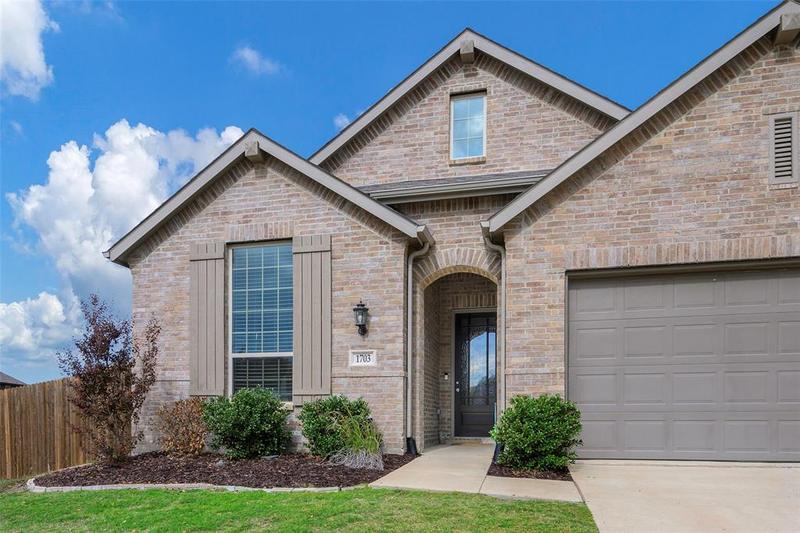1703 Lone Lynx Way, Wylie, TX 75098 for Sale