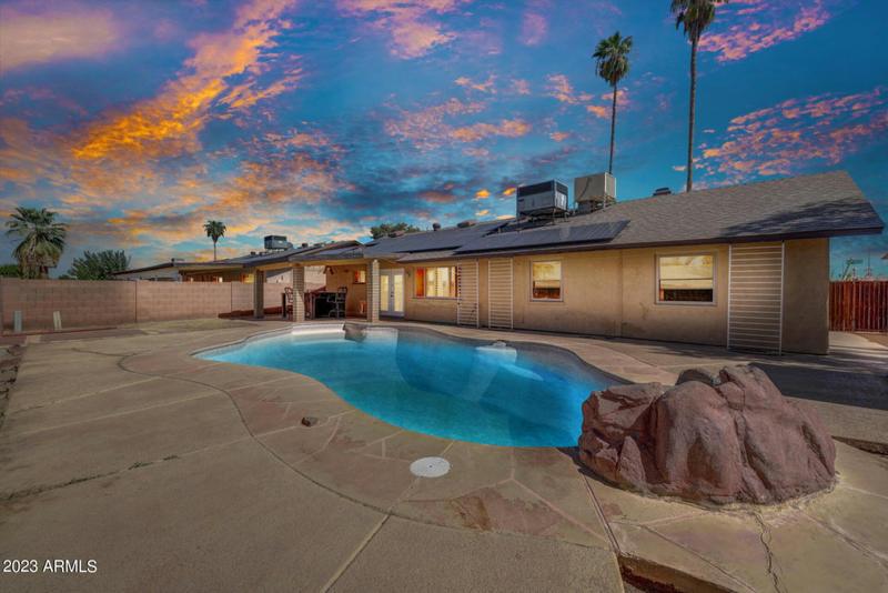 15402 N 56TH AVE, Glendale, AZ 85306 Single Family Residence For Sale  MLS# 6617412 for Rent