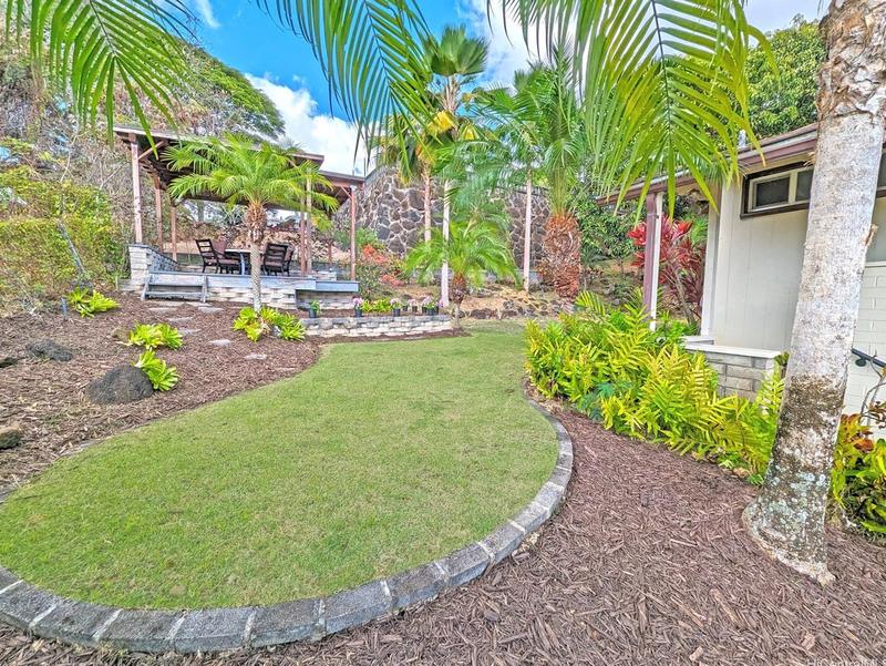 2034 Manoa Rd, Honolulu, HI 96822 - MLS 202325181 for Sale