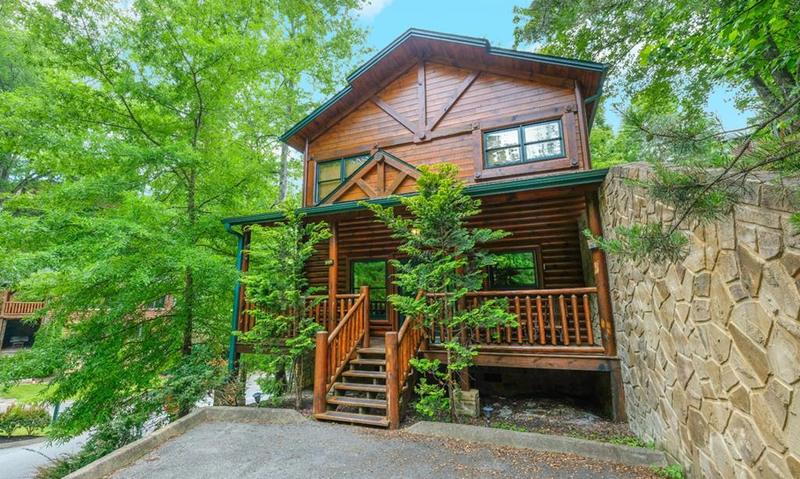 649 Gatlinburg Falls Way, Gatlinburg, TN 37738  MLS# 263356 for Sale