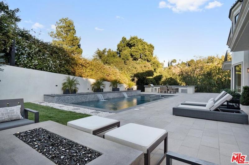 4351 Vanalden Ave, Tarzana, CA 91356 - MLS 23-333203 for Sale
