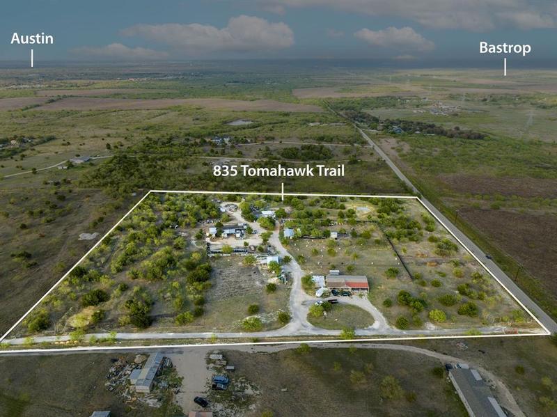 835 Tomahawk Trl, Dale, TX 78616 for Sale