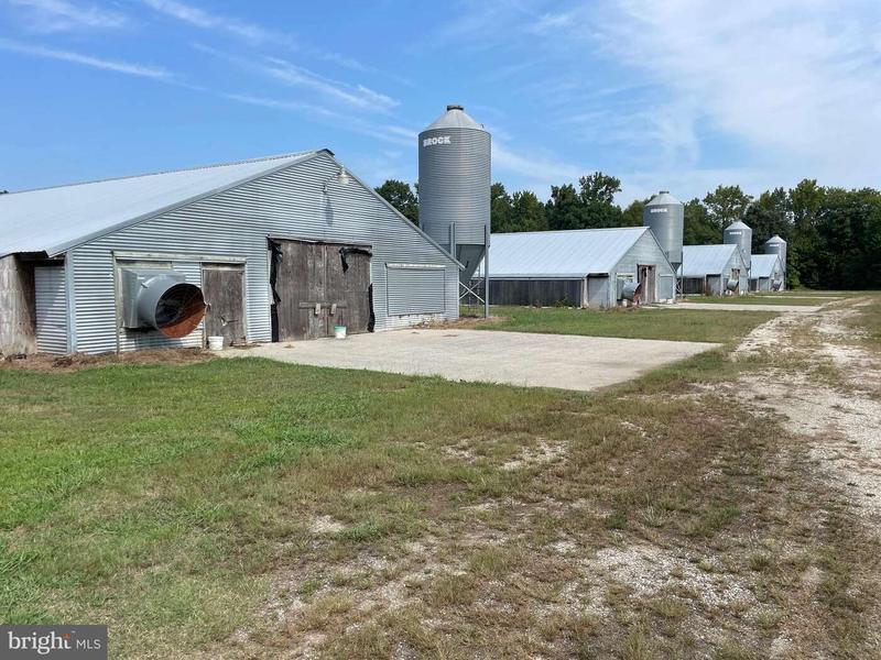 19111 GASKINS ROAD, ONANbird, VA 23417  621071843 for Sale