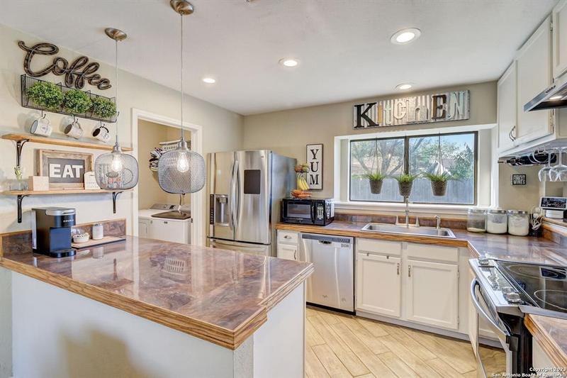 5705 Stone Village, San Antonio, TX 78250 for Sale