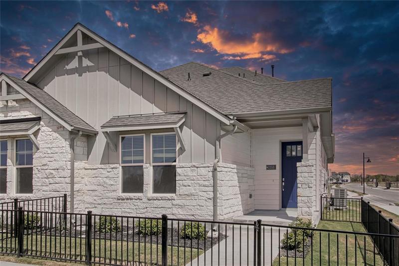 135 Pinnacle Ln B, Kyle, TX 78640 for Sale