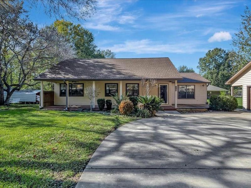 183 PINE SHADOWS DR, Livingston, TX 77351 Single Family Residence For Sale  MLS# 86384804