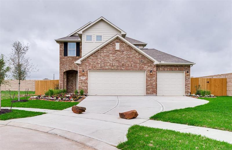 3302 Tranquility Lane Dr, Baytown, TX 77521 for Sale