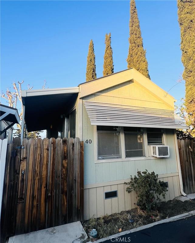 825 W La Palma Ave #40, Anaheim, CA 92801  MLS# PW24003705 for Sale