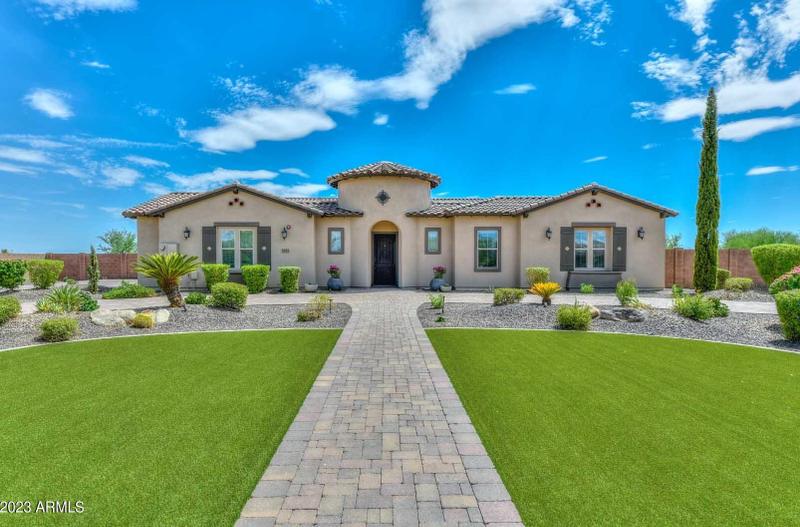 7813 W Calle Lejos, Peoria, AZ 85383 - MLS 6592277 for Sale
