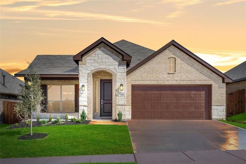 708 Misty Ln, Cleburne, TX 76033 for Sale