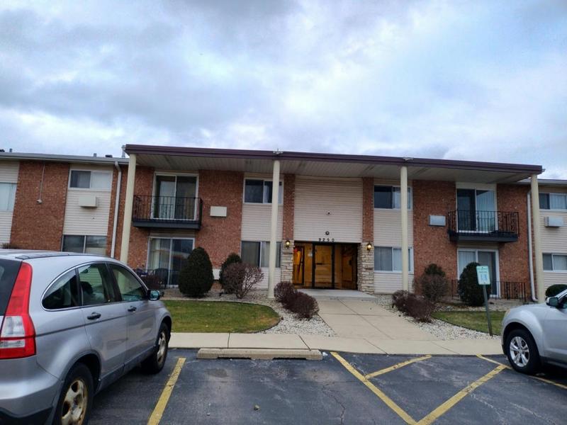 9250 NOEL AVE UNIT 1A, Des Plaines, IL 60016 Condominium For Sale  MLS# 11953466