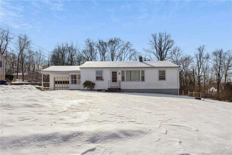 208 Albrecht Road, Torrington, CT 06790  620992794 for Sale