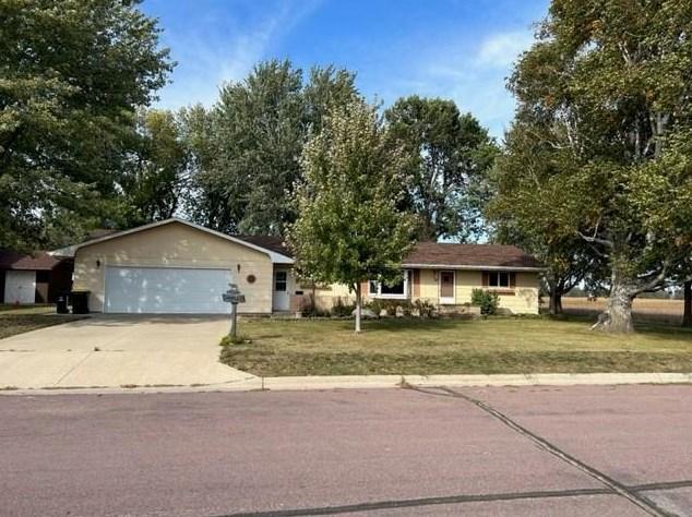 306 9th St, Westbrook, MN 56183 - MLS 6442235 for Sale