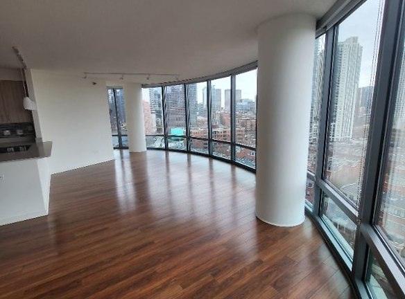 522 N Kingsbury St - Chicago, IL 60654 - Home For Rent