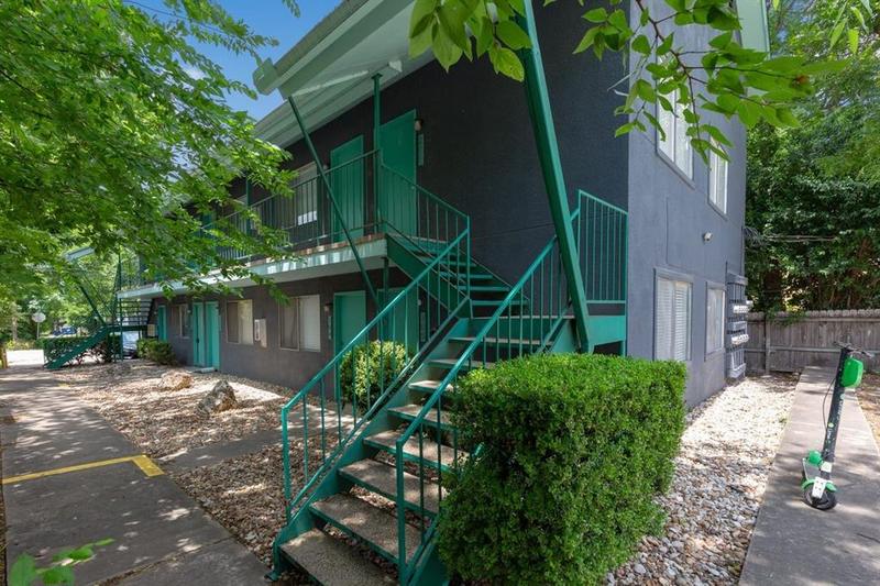 404 W 35th St #105, Austin, TX 78705 for Rent