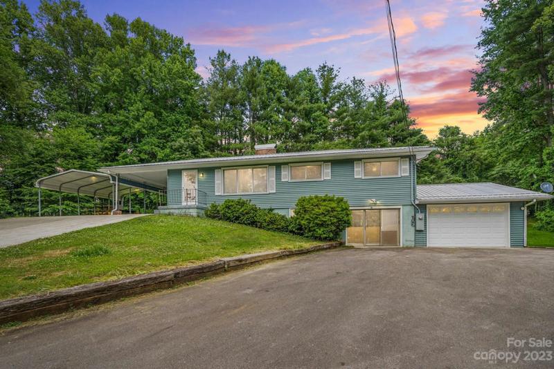 51 PINECOLA DR, Brevard, NC 28712 Single Family Residence For Sale  MLS# 4042165 for Rent