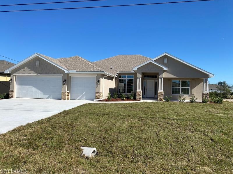 1403 SW 17th Pl, Cape Coral, FL 33991 - MLS 223077351 for Sale