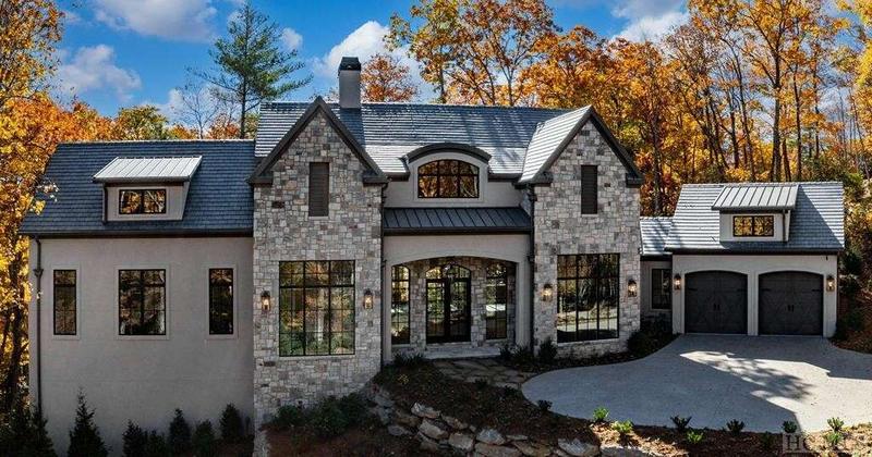 34 Moss Overlook, Highlands, NC 28741  607002055 for Sale
