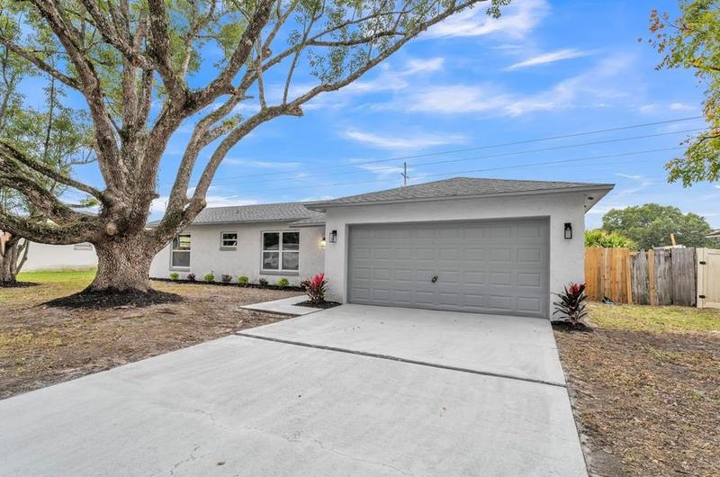 4614 Lemans Dr, Orlando, FL 32808 - MLS O6165777 for Sale