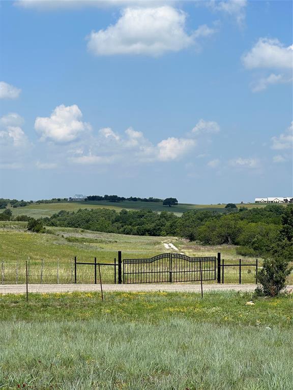 8455 Ellis Dr, Weatherford, TX 76088 for Sale