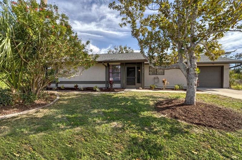 2120 Barksdale St, Port Charlotte, FL 33948 - MLS A4590227 for Sale