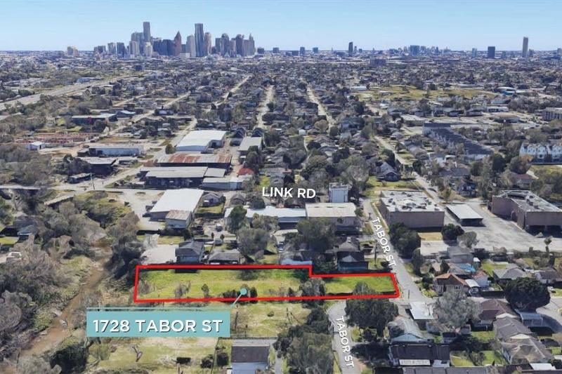 1728 Tabor St, Houston, TX 77009 for Sale