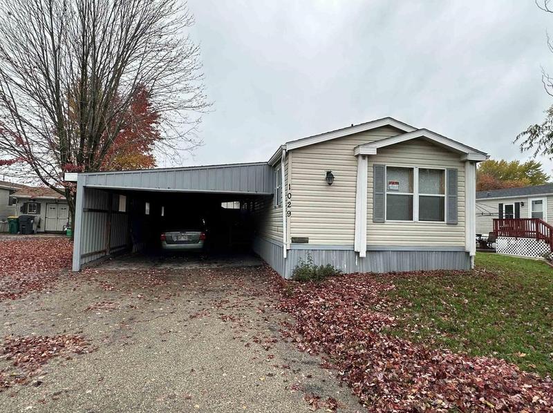 1029 Ruby Ln, Janesville, WI 53546 - MLS 1966440 for Sale
